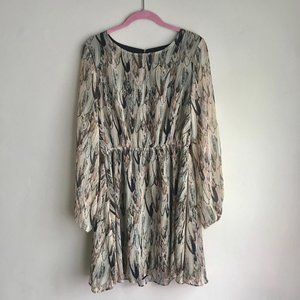 Sugar + Lips / Feather Design Long Sleeve Dress